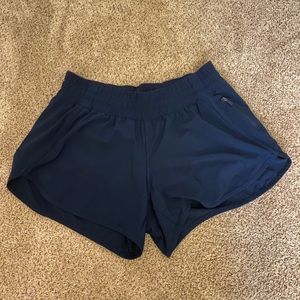 Lululemon Tracker Short 4”
